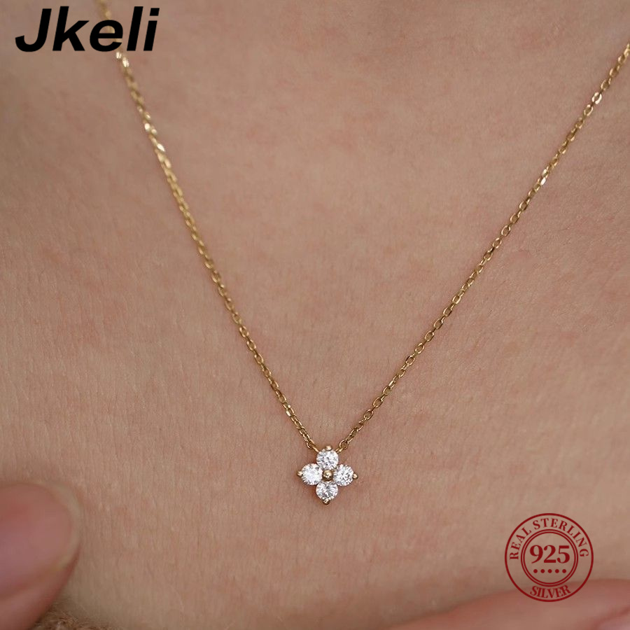 Pearl Trim Chain - Kalung kecil berbentuk semanggi berdaun empat